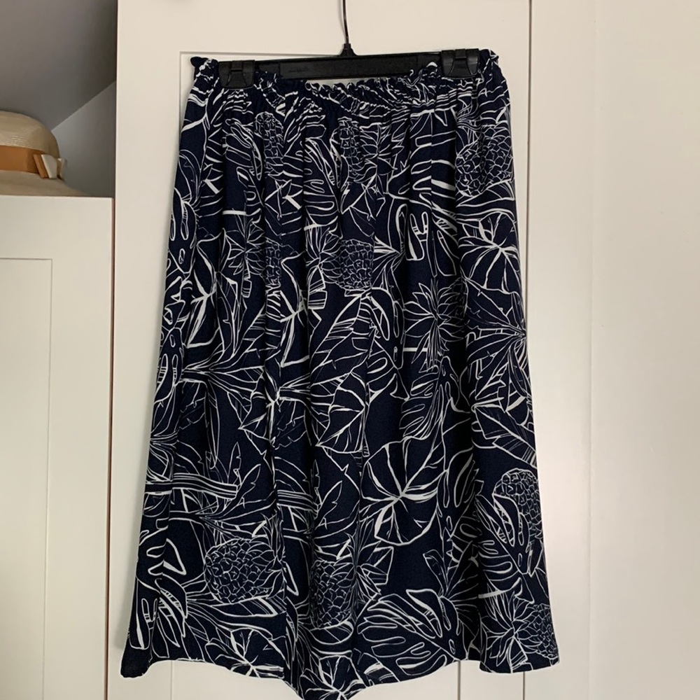 Navy Print Skirt